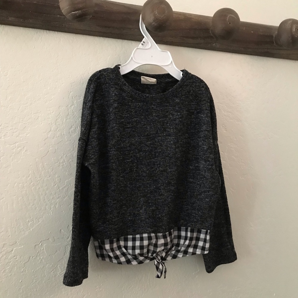Zara girl size 4 sweater